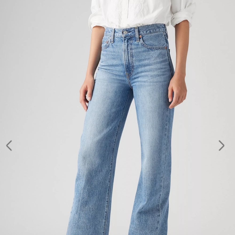 Levi Ribcage Wide Leg